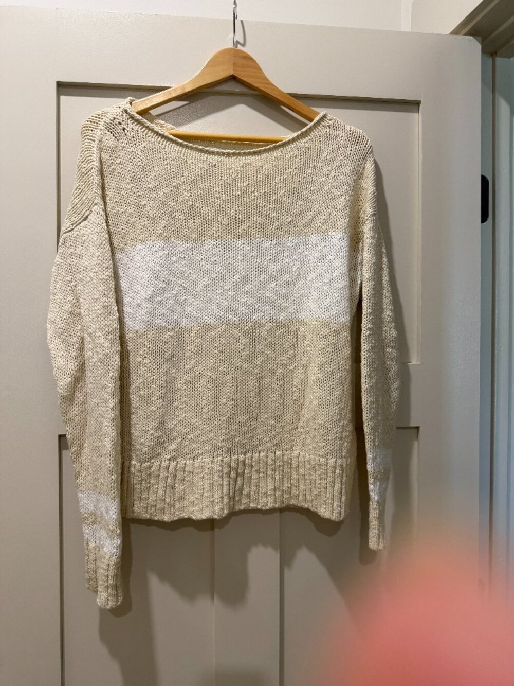 Gap Size Medium Tan and White Sweater - Medium - Picture 1 of 3